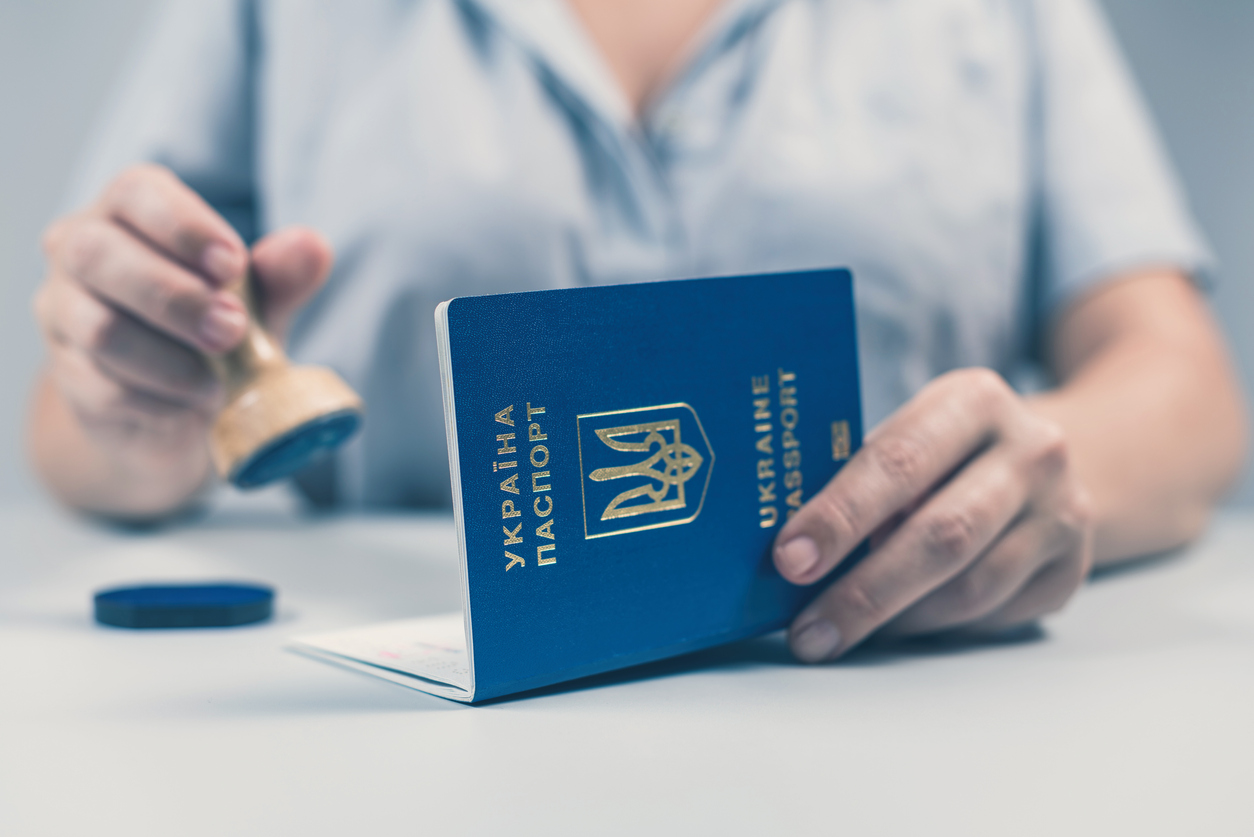 canada-ukraine authorization for emergency travel